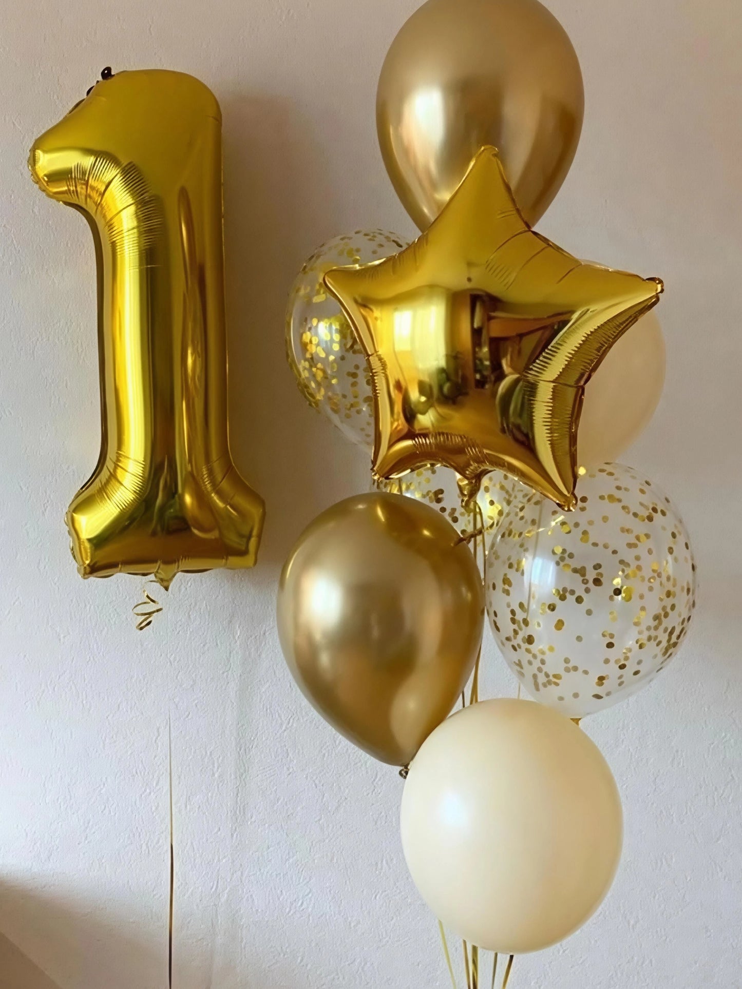 Gold set with star