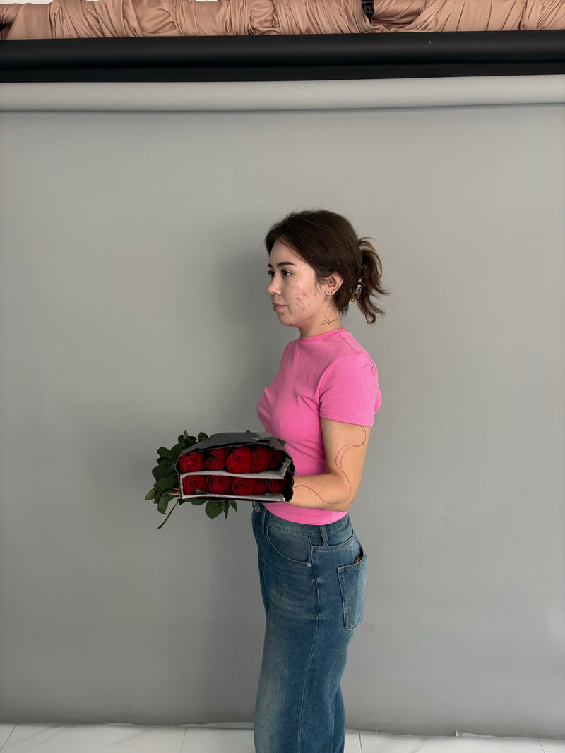 Red rose, Grade B. (10 stems)