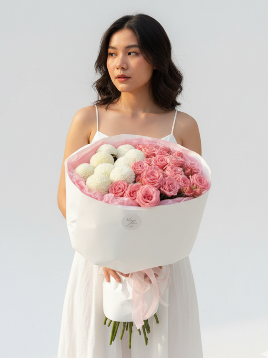 Momocco with bush rose