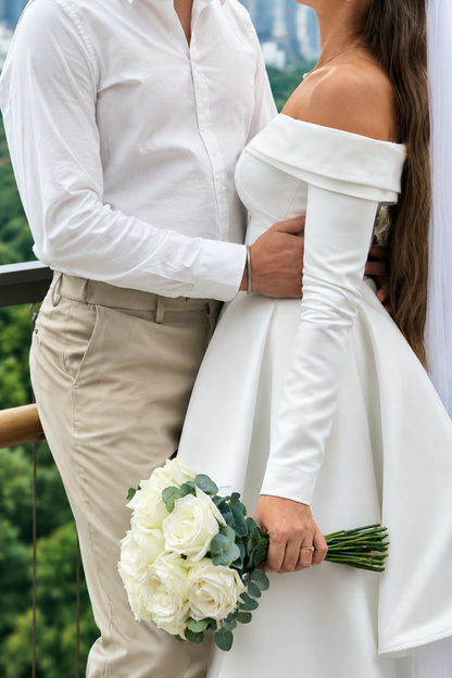 Wedding bouquet with white rose