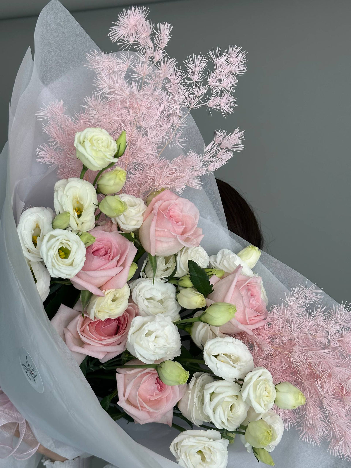 Bouquet with eustoma and O'Hara rose