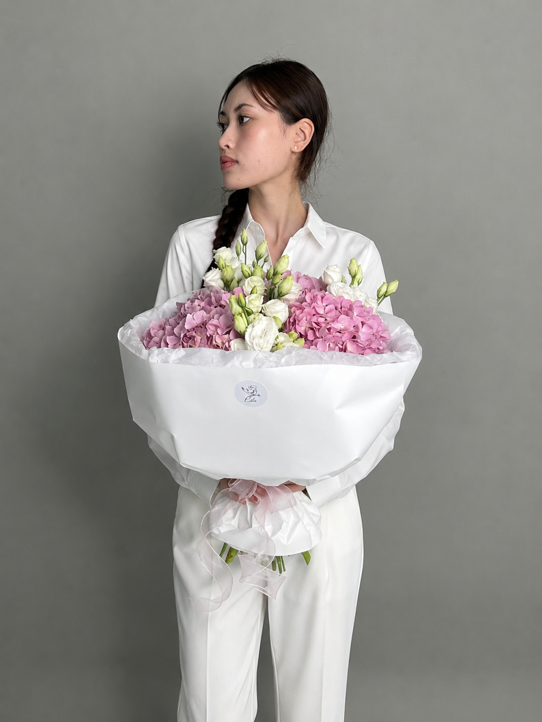 Pink hydrangeas with eustoma