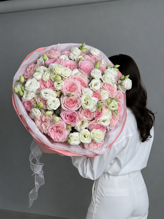 Big bouquet with Ohara rose and Eustoma