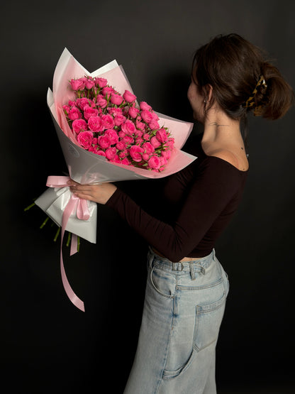 Bouquet of 9 pink Barbie bush roses — LaLa Flowers Pattaya